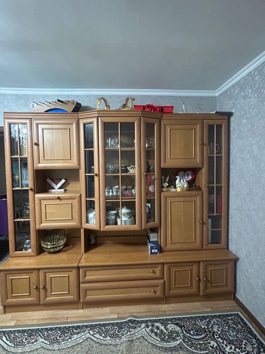 Сервант в гостиную