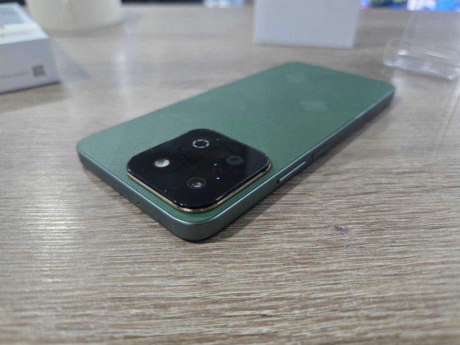 Honor 200 Smart 5G 256GB 4GB RAM Dual