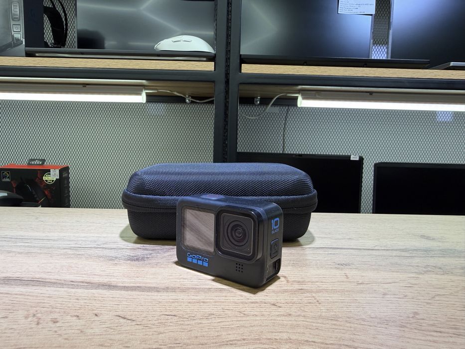 Экшн-камера GoPro Hero 11, флешка 64 ГБ, 3 батареи, чехол, 1561/А10