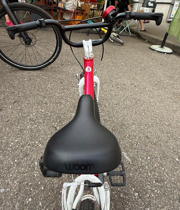 Vând bicicletă Woom 3 AutoMagic de copii