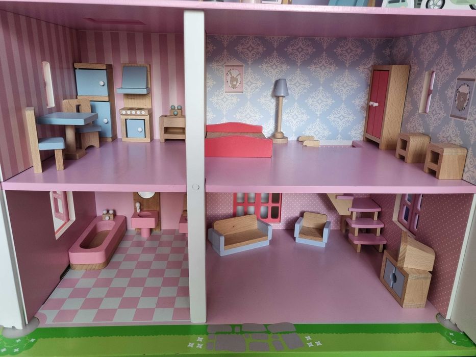 Дървена къща за кукли и игра на семейство Rose Cottage на BIGJIGS toys