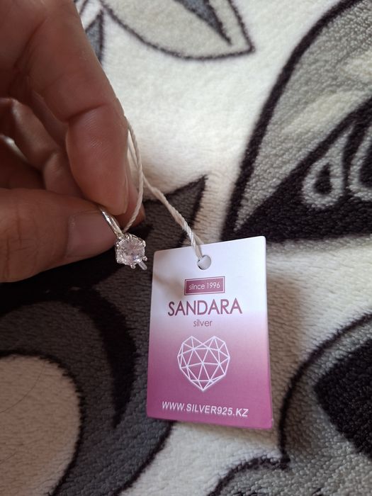 Продам  колечко.