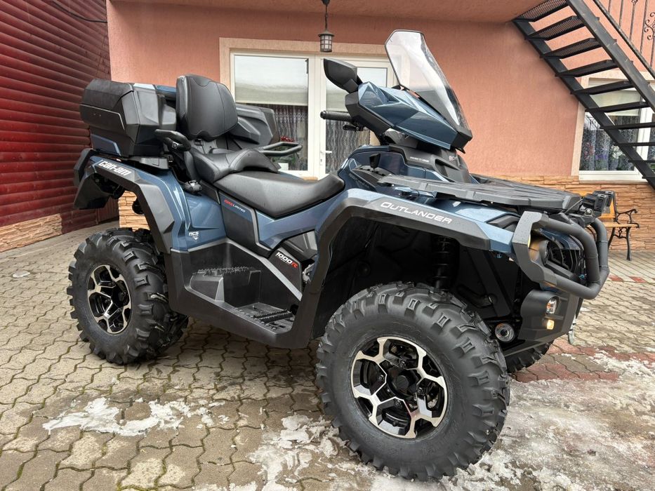 Can am outlander max 1000r Limited Edition