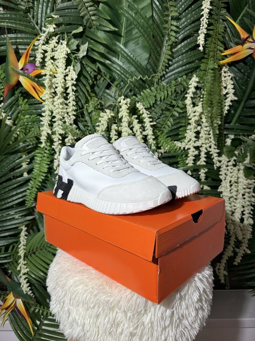 Hermes Trainer White