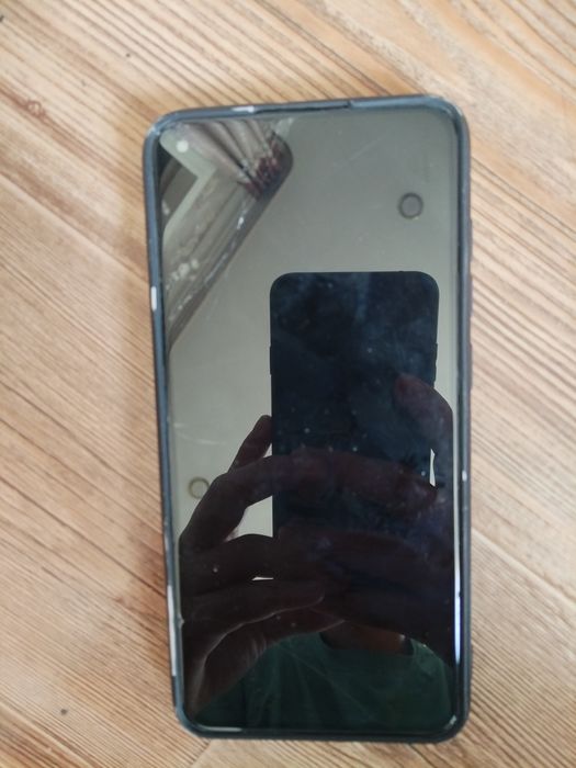 Продам телефон Redmi note 9