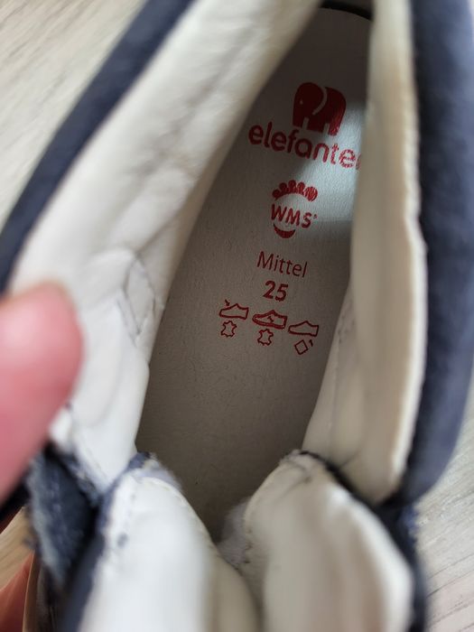 Продам ботиночки