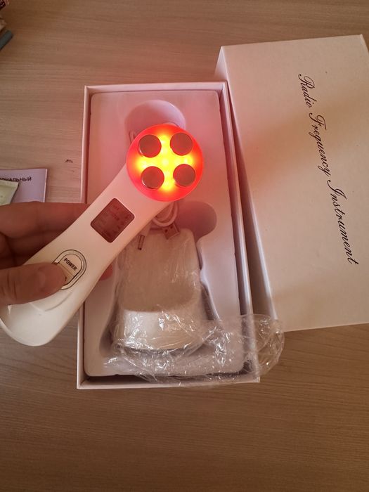 Продам микротоковый массажер для лица