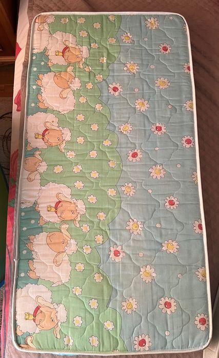 Матрак 60×120 см (пяна) —запазен