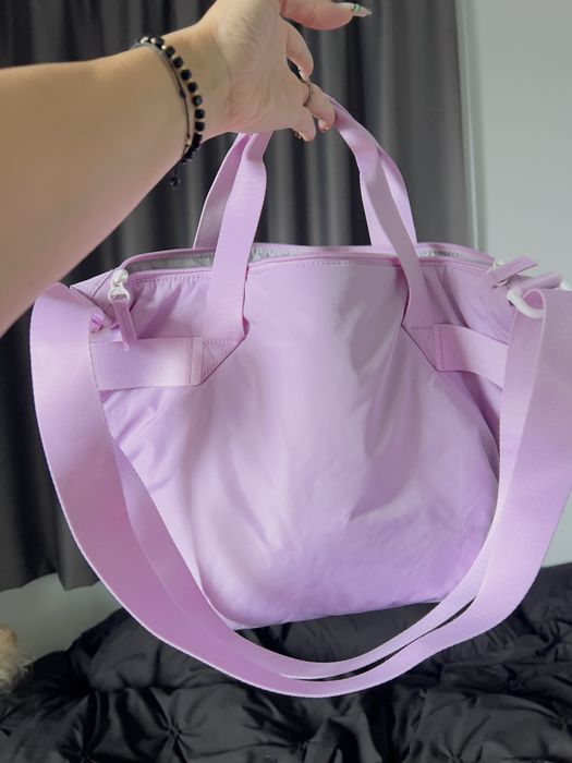 Спортен сак Adidas в млечно лилав цвят