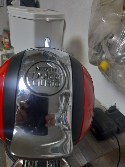 Aparat cafea cu capsule dulce gusto