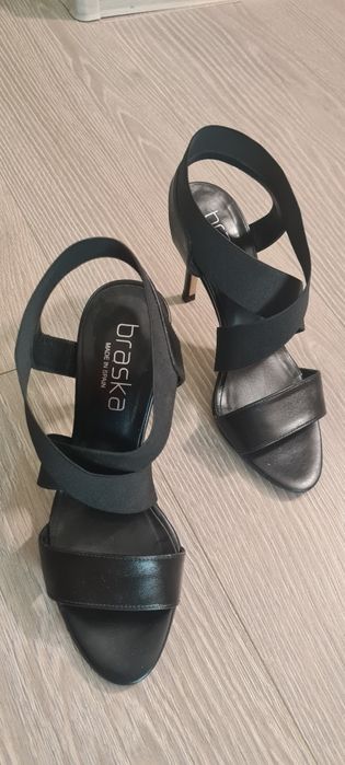 Босоножки Braska.