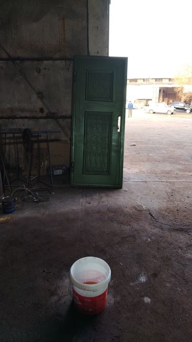 Темир эшик сотилади