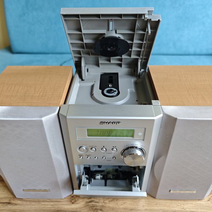 SHARP XL-MP35 - стилна микросистема