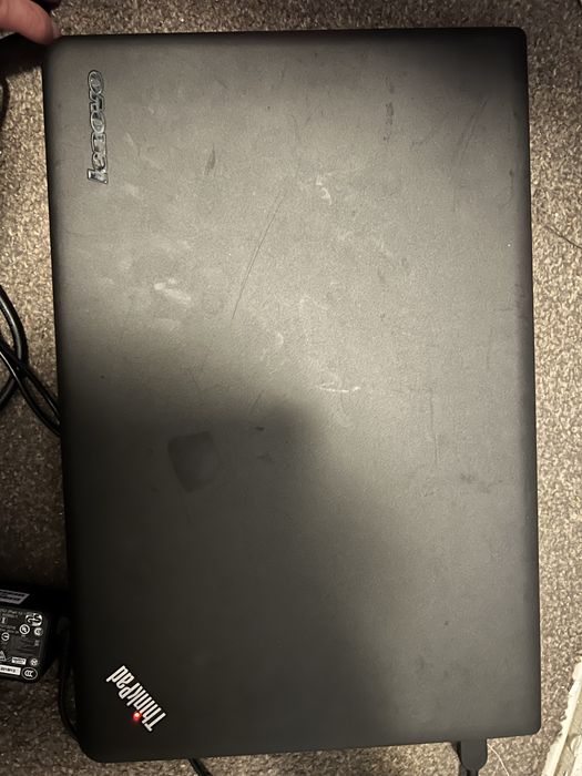 Laptop Lenovo E540 defect