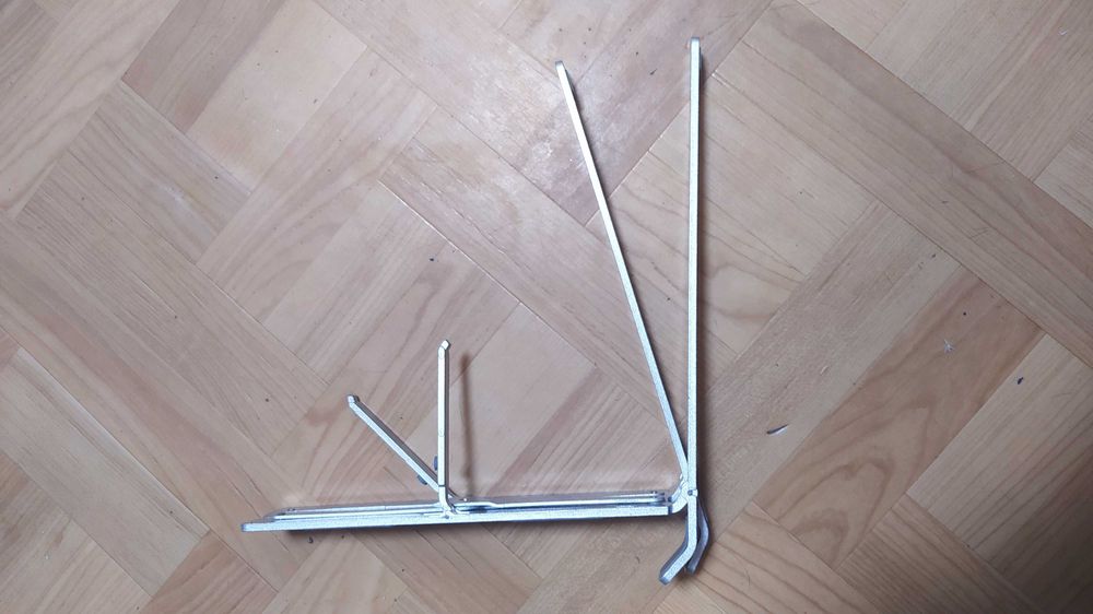 Подставка под ноутбук или книгу