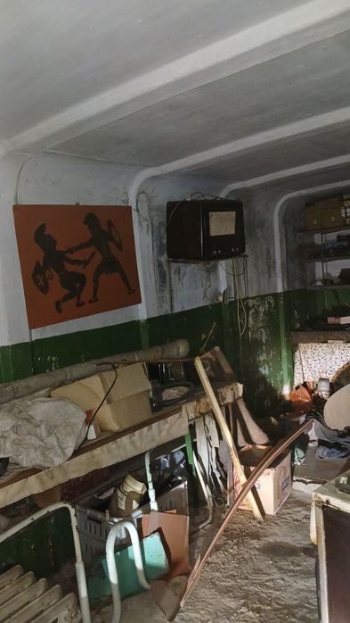 Продам гараж в 11 обществе