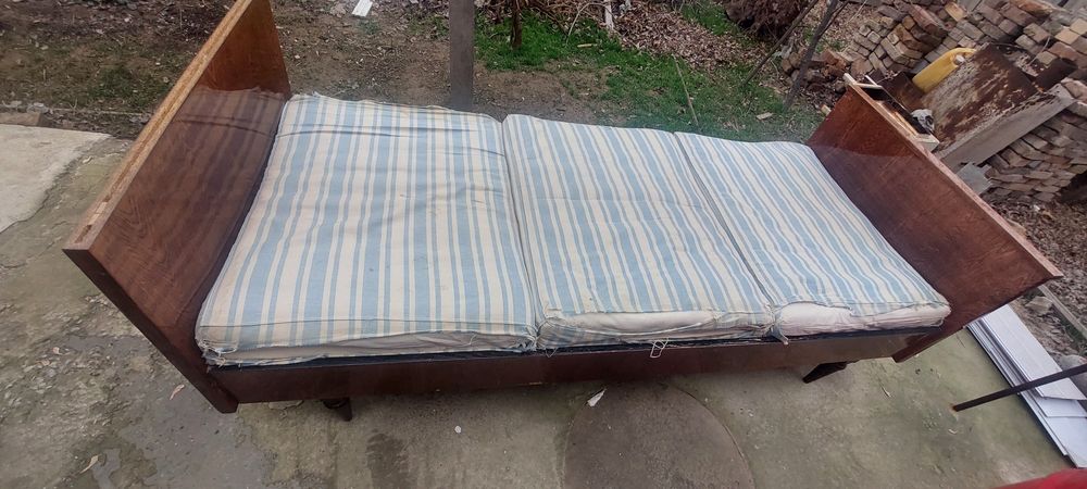 Кровать односпальная