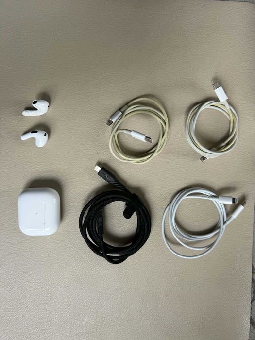 Apple AirPods 3rd Gen – оригинални