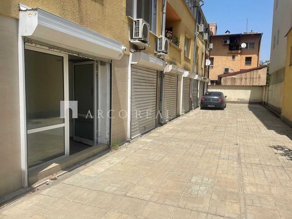 Дава се под наем Офис в София, Център - 90 кв.м за 510 € - Снимка #9