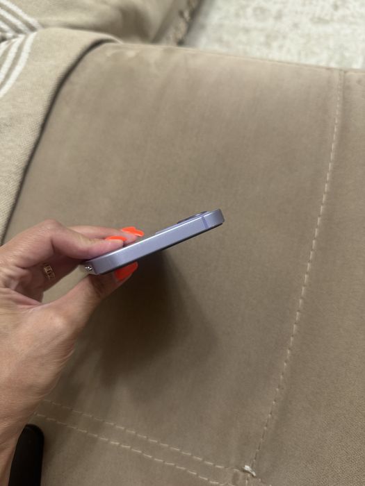 Продам iPhone 12, 128 Гб