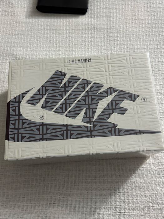 Nike air jordan 1 retro high og a ma maniere 43