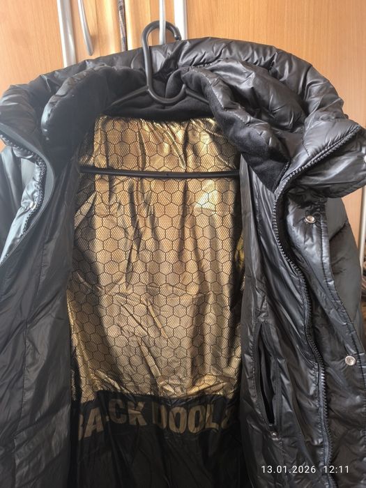 Продам зимнию куртку