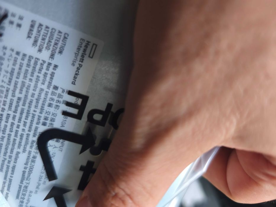 Чисто нов Aruba a Hewlett Packard Enterprise Instant On Switch серия..