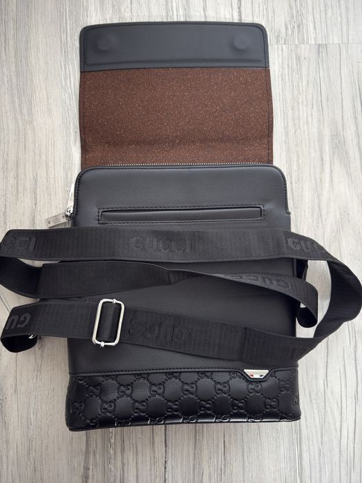 Мъжка кожена чанта GUCCI