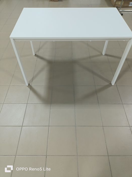 Обеденный стол IKEA