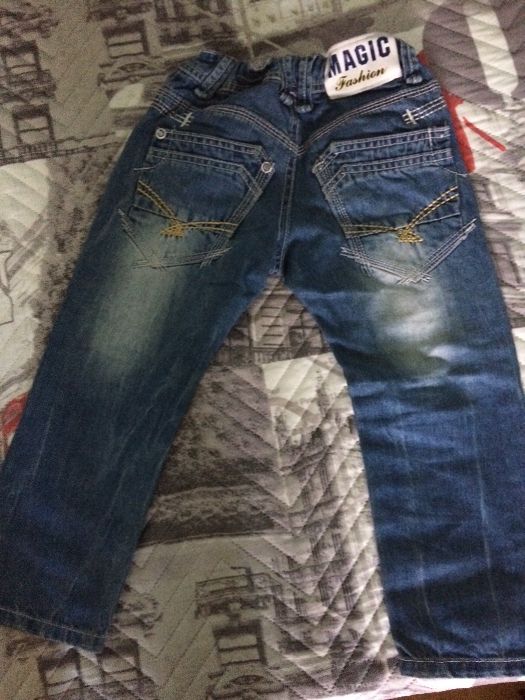 Дънки и дънкова риза