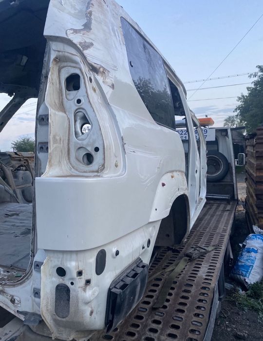 Губа на передний бампер Тойота Прадо 120 лексус gx470