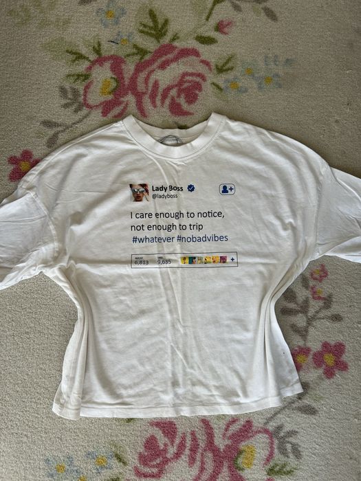 Продавам маркови тениски, размер S!