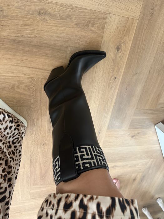 Cizme BALMAIN originale , achizitionate dp farfetch