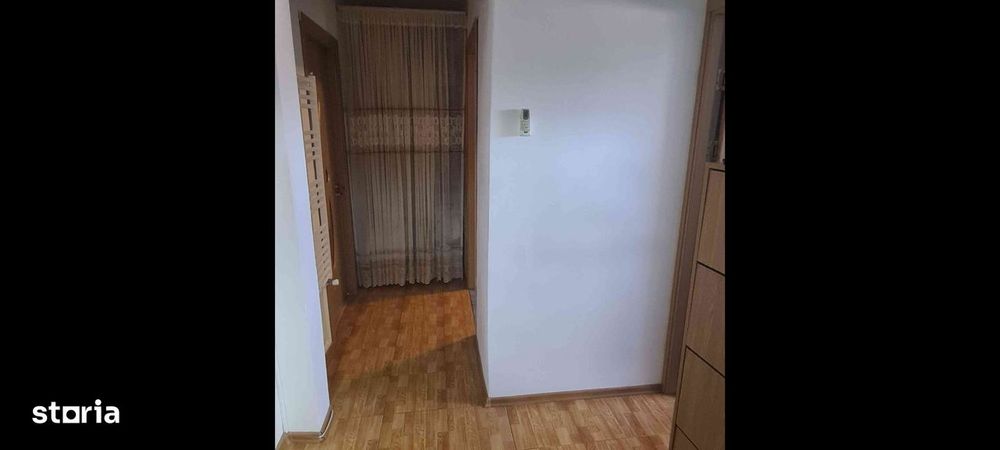 Casa de Cultură, 3 camere decomandat, cu centrală — fotografia 3