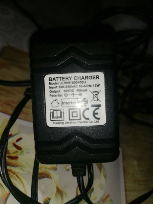 Încărcătoare, adaptoare