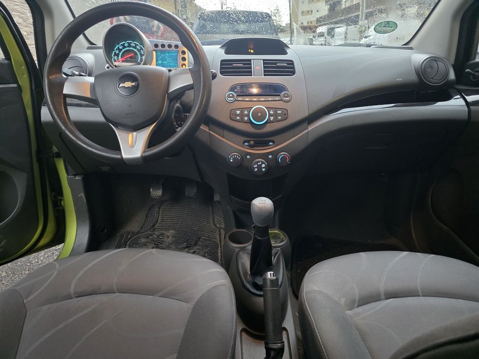 Vând chevrolet spark, an 2011, Euro 5 ,motor 1.0 benzina,