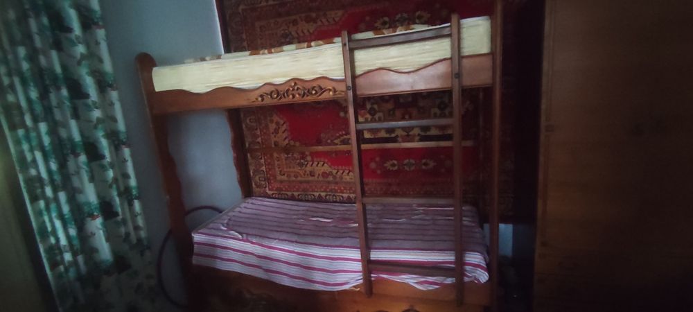 Продается б/у двухъярусная кровать