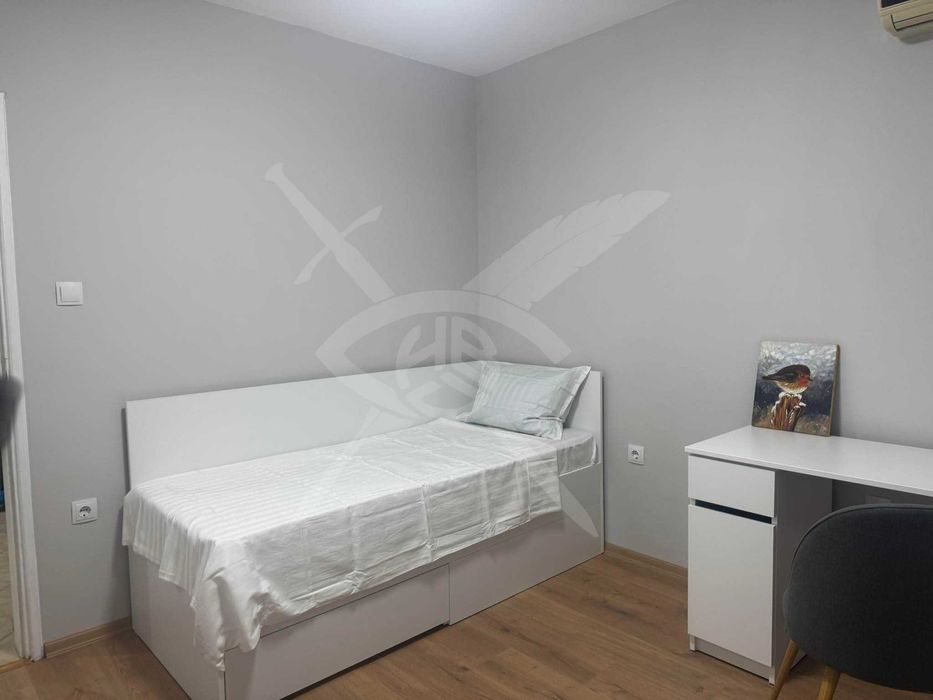 Дава се под наем Тристаен апартамент в Варна, Лятно кино Тракия - 75 кв.м за 700 € - Снимка #3