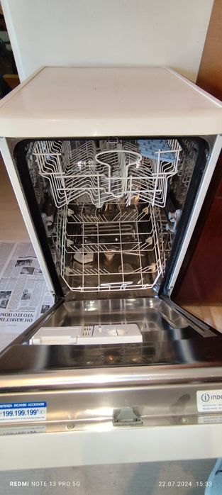 Продаётся посудомоечная машина