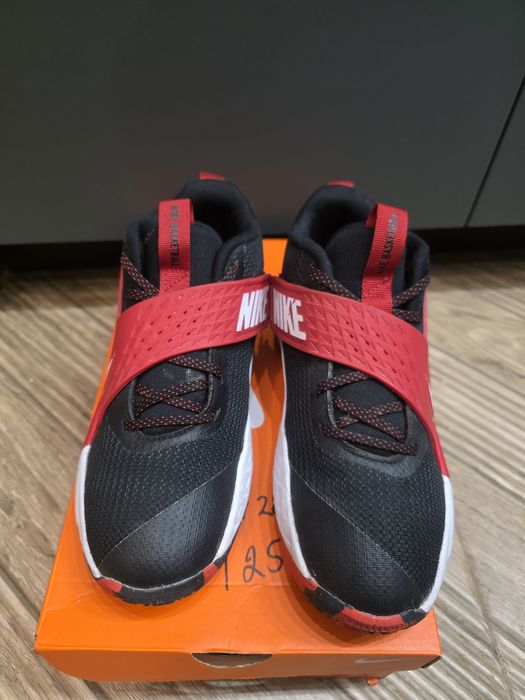 Дамски маратонки NIKE