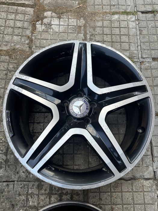 3 броя Оригинални алуминиеви AMG джанти за Mercedes GLA 19 цола 5х112