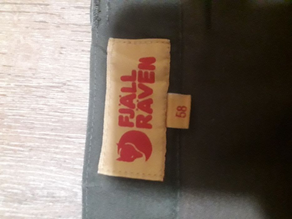 Vand pantaloni Fjall raven  mar 58