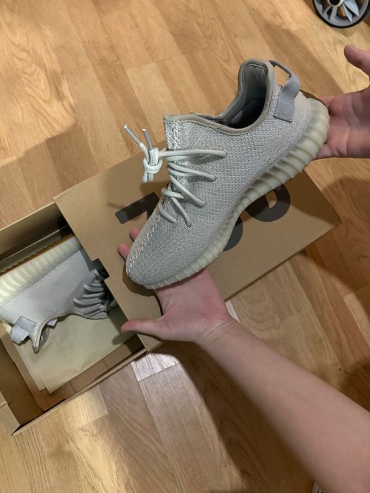 Yeezy 350 V2 Sesame