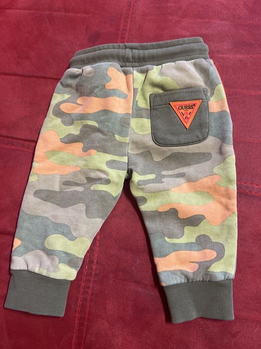 Guess- bebe, долнище 3-6 месеца