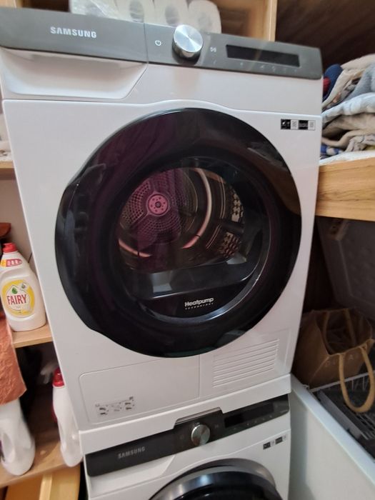 Сушилка Samsung.