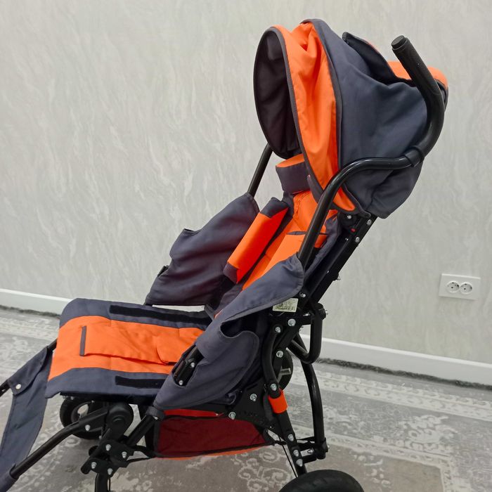 Продается инвалидная коляска Амбрелла Оптимус 3