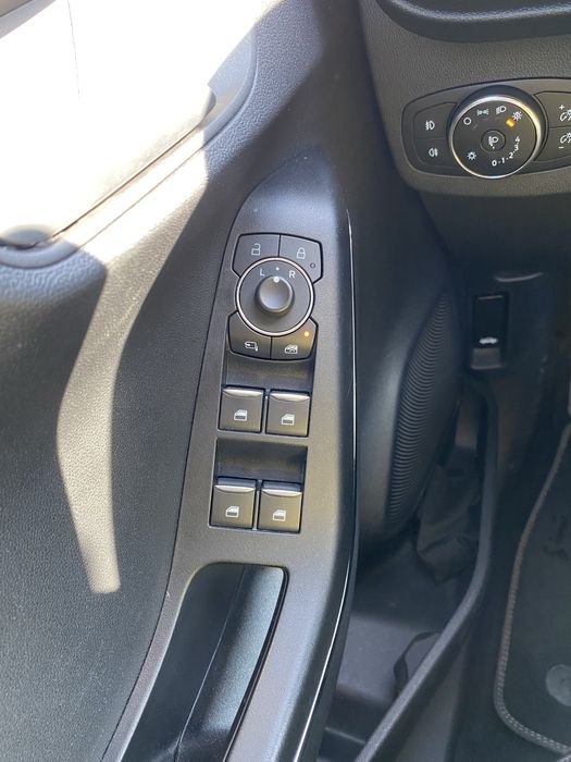Ford Puma EcoBoost mHEV Titanium X - Echipare Top