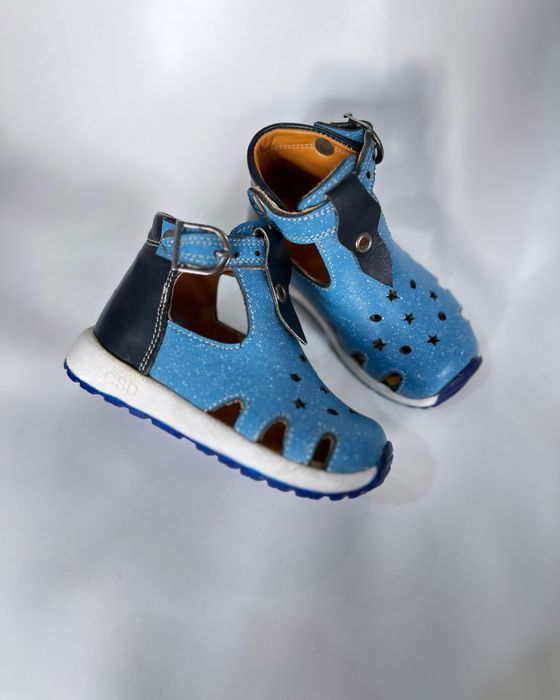 Детская ортопедическая и модельная обувь