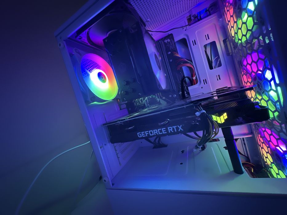 PC Gaming RTX 3060 12GB Ryzen 7 5700X (420FPS CS2)