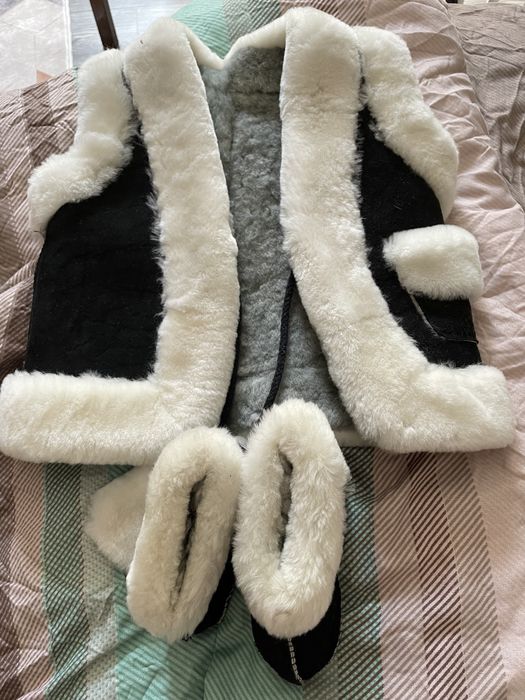 Детская жилетка + пинетки